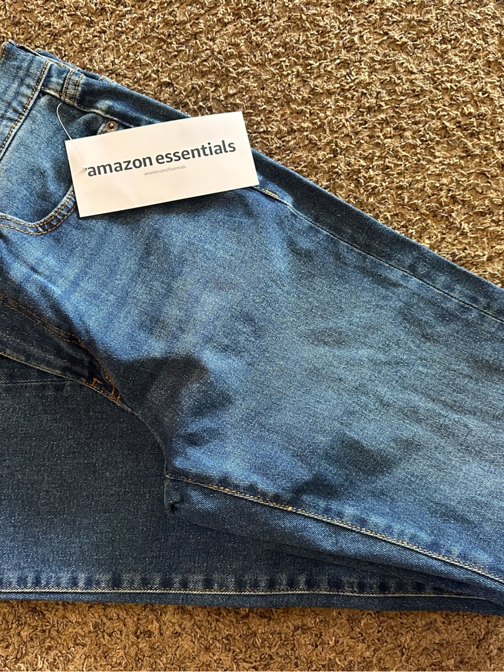 NEW Amazon Essentials Jeans - Mens Size 31 X 30